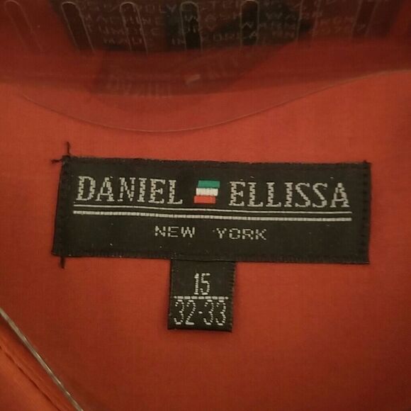 MEN'S BASIC FULL CUT DRESS SHIRT BY DANIEL ELLISSA - Picture 2 of 3